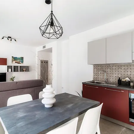 Lario By Quokka 360 - Close To Downtown Apartament