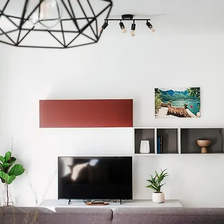 Lario By Quokka 360 - Close To Downtown Apartament